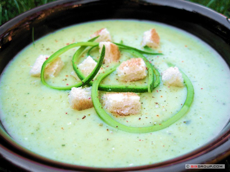 Rezept backofen: Zucchini creme suppe