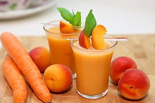 Aprikosen- Karotten- Drink