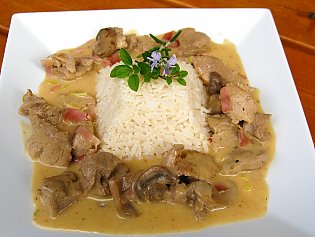 Filetgulasch mit Champignons